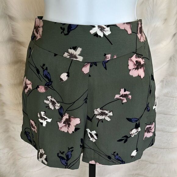 Bishop & Young NWT Ana Pocket Shorts (S) - Picture 3 of 9